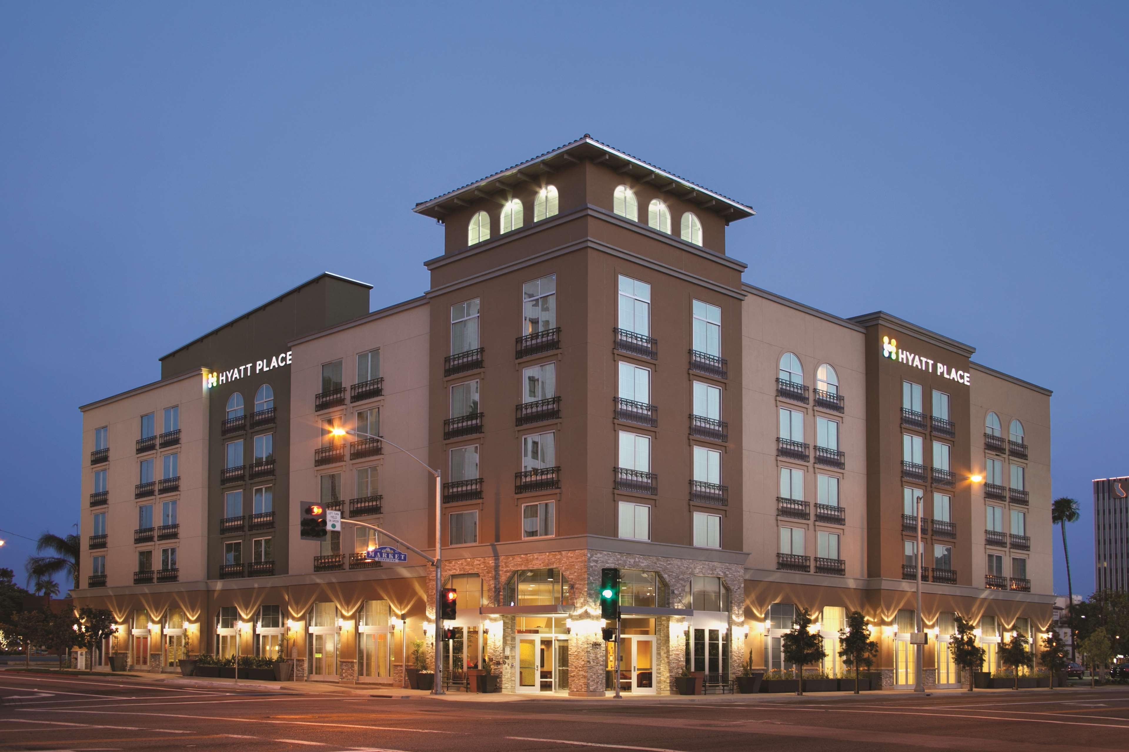 Hyatt Place Riverside Downtown Exteriör bild